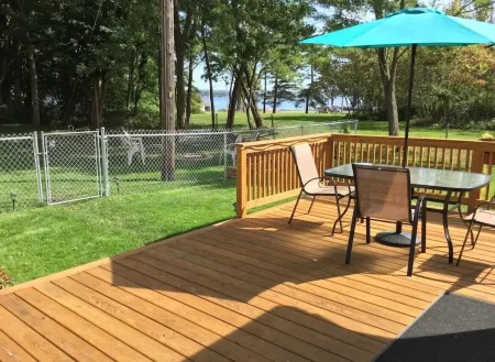 Valley View Lakehouse - Fully updated, dog friendly and beautiful lake view!