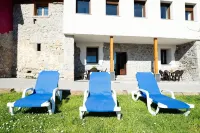 Pico Rubia, two bedroom apartment, living room, kitchen and bathroom