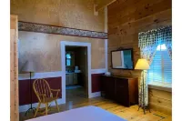 Viola River Lodge