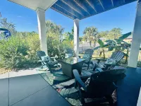 Garden City Pet friendly beach house! Golf car provided. 3 min ride to the beach - 4-Star
