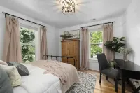 Vintage House on Main St