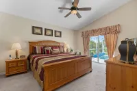 4BR/3Bath Home, pool/spa, game room, lake view. Closer to ALL ATTRACTIONS