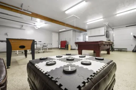 Inspired by the iconic white buildings and turquoise waters of Greece.