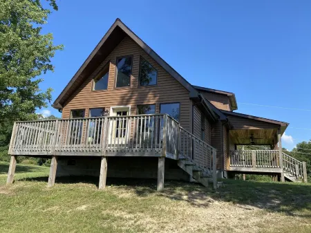 New House Listing near New River Gorge National Park Отели в г. Уайлдернесс