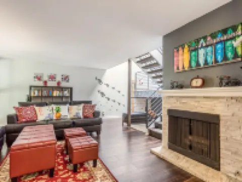 Spacious Beach House Hotels in Solana Beach