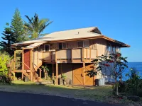 50' from the ocean, full ocean views from bedrooms & lanai