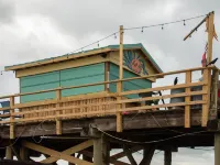 Lovely Oceanfront Condo w/ Vast Top Floor Views; Pool; WiFi/Cable; Quiet; 2 Max Hotels near Freeman Park