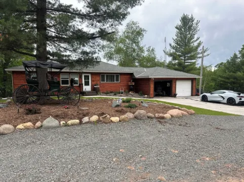 House on Big Sand Lake Hotels in Burnett County