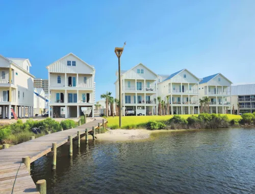 Luxury 4BR @ The Osprey, Steps To Beach, Pool, Private Boat Slip on Cotton Bayou - บังกะโล