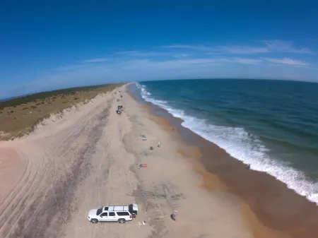 “Wait-n-Sea” this adorable beach box, located oceanside