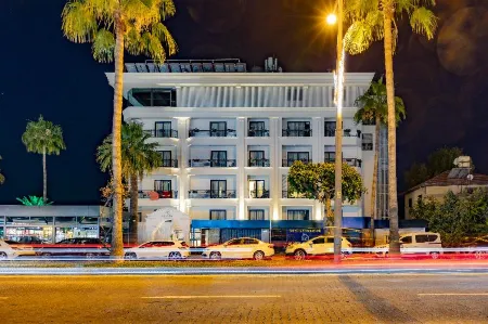 De'Manor Boutique Hotel