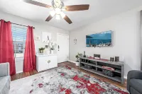Charming 2-bedroom apartment with WiFi, AC in Killeen