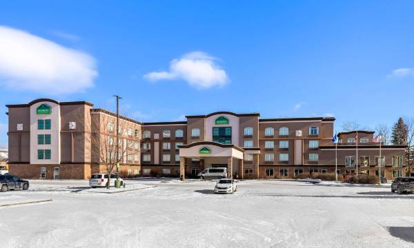 Wingate by Wyndham Calgary South