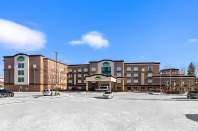 Wingate by Wyndham Calgary South Hotels near Fish Creek park Ice Caves