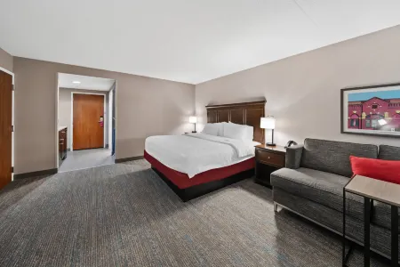 Hampton Inn Franklin/Milford Отели в г. Рентам