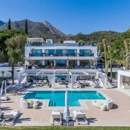 All About Villa Serenity