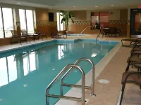Hampton Inn & Suites Peoria at Grand Prarie - Swimmingpools