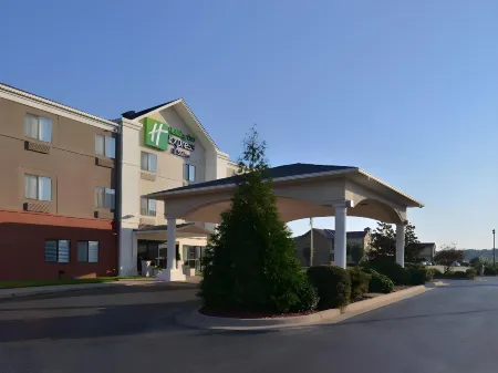 Holiday Inn Express & Suites Lonoke I-40 (Exit 175)