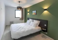 Nemea Appart Hotel les Hauts de Milady Biarritz Các khách sạn gần Bma Biarritz French Courses