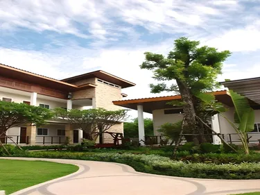 รูปภาพของThe Park Nangrong Resort (เดอะพาร์ค นางรองรีสอร์ท)