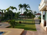 East Shore Pattaya Resort