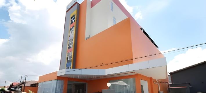 Hotel Royal Manado Hotels in Manado