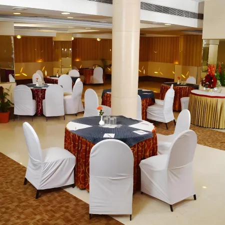 Hotel Amer Palace Отели рядом с достопримечательностью «Taj Mahal Palace»
