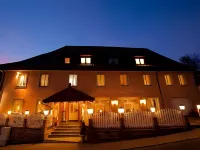 Gasthof Zum Ochsen Hotel in zona Maria Tann House Selekt GmbH