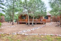 Beautiful Show Low Mountain Retreat