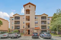 Charming 3-bedroom condo with WiFi, fitness room in Tremendous Davenport ChampionsGate Golf Resort附近的飯店