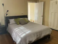 Guest House - Heart of Dungog CBD with a fabulous view 던고그 호텔