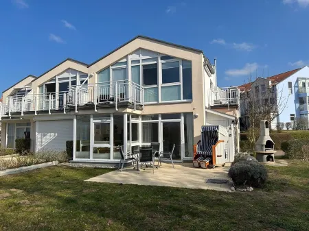 Haffnest with wonderful views of the Salzhaff