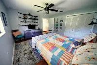 Lake Huntley Oasis: Private Dock - 1/2 Acre - Kayak Hotels in Highlands County