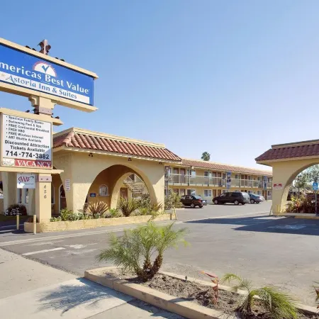 Anaheim Astoria Inn & Suites