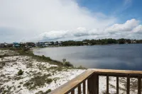 On a Scenic Dune Lake in Seagrove ~ Dog Friendly Hotels in Walton County