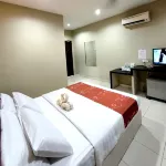 OYO 1171 Raja Alea Residences Hotel a Bacoor