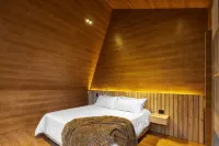 Oculto Refugio de Bosque