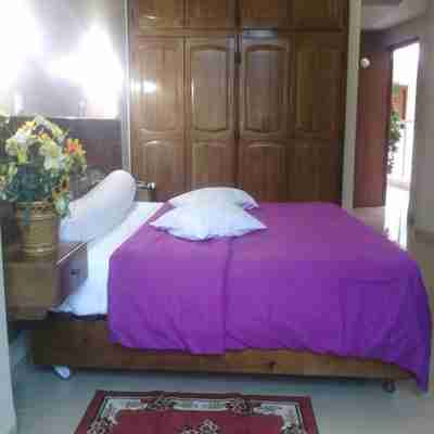 Le Cristal Hotel Rooms