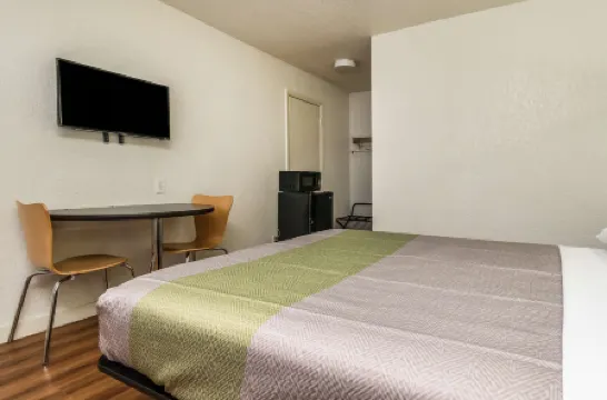 德克薩斯沃斯堡- 北 6號汽車旅館