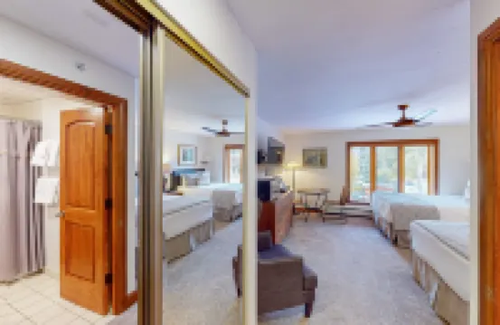 獅子廣場溫德姆假日租賃飯店