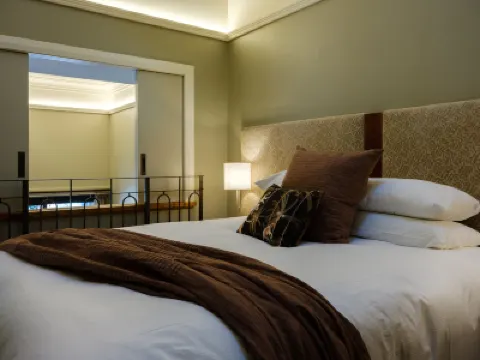 Bell Hill Apartments Hotels in 