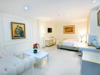 The Cube Hotel Malioboro, Azana Hotels Collection Hotels in Kecamatan Mantrijeron