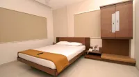 Sai Palace Budget Hotel Hotels in Ahmednagar