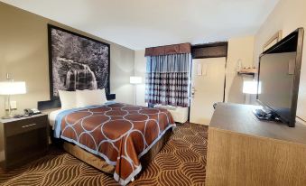 Super 8 by Wyndham Marion NC