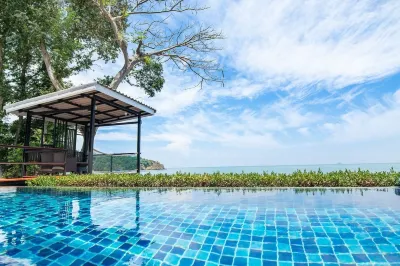 Koh Sirey Beachfront Pool Villa Hotels in Koh Sirey