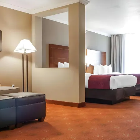 Comfort Suites Farmington
