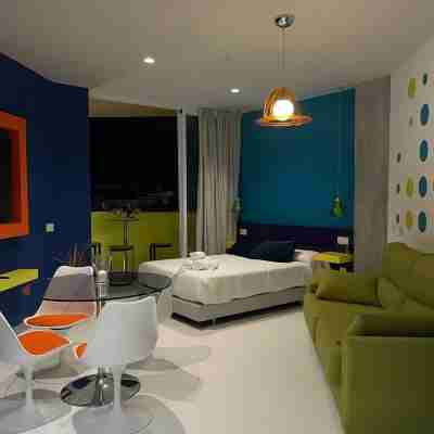 Lahola Glam Suites Rooms