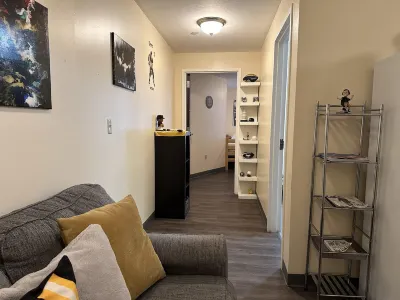 Darling Downtown Delightful Entire Efficiency APT Hotels in 