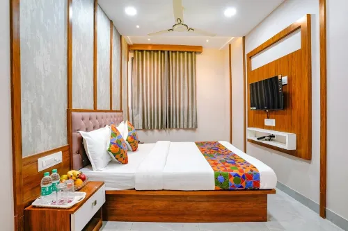Hotel Affari - Pensions