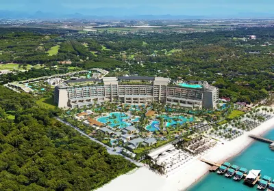 Regnum The Crown Hôtels à proximité de : Serik tahtakalespot Tuesday Market Branch